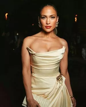 Jennifer Lopez OnlyFans Leaked Free Thumbnail Picture - #x4GyEG7qXg