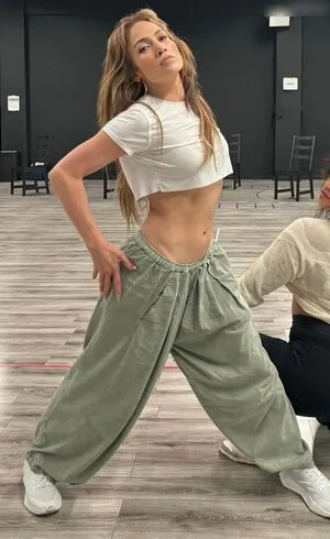 Jennifer Lopez OnlyFans Leaked Free Thumbnail Picture - #znZIWOEDyK