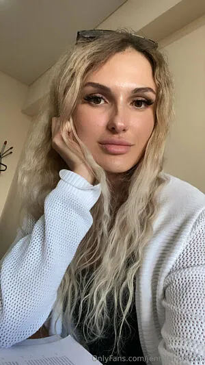 Jennifer Official OnlyFans Leaked Free Thumbnail Picture - #pBurj0n8M4