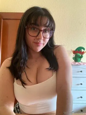 jennigonzlez5 OnlyFans Leaked Free Thumbnail Picture - #JNGJnBLAHF