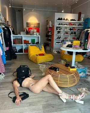 Jenny Mollen OnlyFans Leaked Free Thumbnail Picture - #OneCLdsYJC