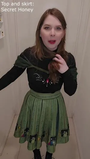 Jenny Nicholson OnlyFans Leaked Free Thumbnail Picture - #daaSGvmmOJ