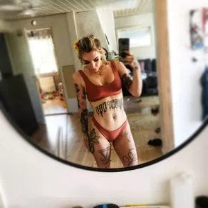 Jenny Okejjenny OnlyFans Leaked Free Thumbnail Picture - #eWTiHaOwam