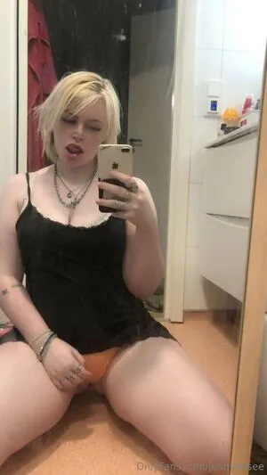 Jennyelisee OnlyFans Leaked Free Thumbnail Picture - #X5Qq8roRsC