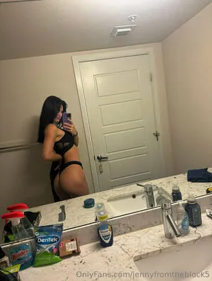 Jennyfromtheblock5 OnlyFans Leaked Free Thumbnail Picture - #rktNSn9Qts