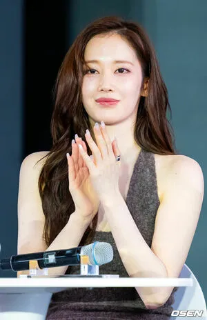 Jeon Jong Seo OnlyFans Leaked Free Thumbnail Picture - #a2fjhgy2zu
