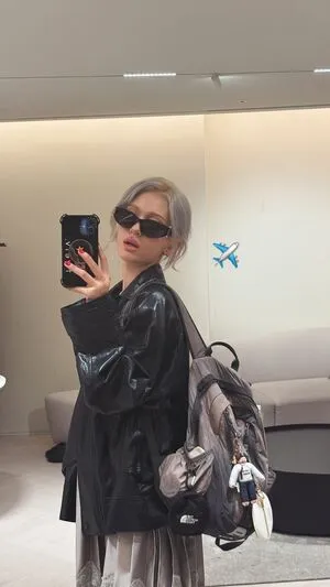 Jeon Somi OnlyFans Leaked Free Thumbnail Picture - #3Bax8xM6Pp