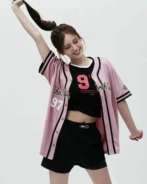 Jeon Somi OnlyFans Leaked Free Thumbnail Picture - #4LLzR83XAH