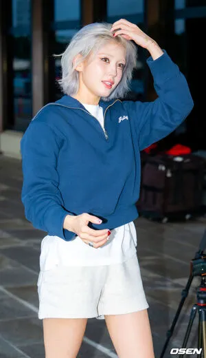 Jeon Somi OnlyFans Leaked Free Thumbnail Picture - #AmPRa7jlXI