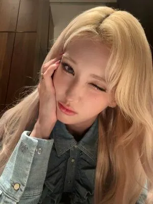 Jeon Somi OnlyFans Leaked Free Thumbnail Picture - #KoQjbjoV20