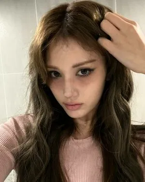 Jeon Somi OnlyFans Leaked Free Thumbnail Picture - #S2Qll56OM4