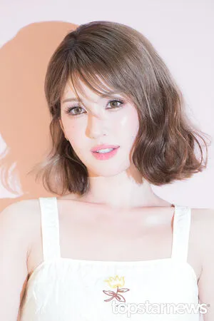 Jeon Somi OnlyFans Leaked Free Thumbnail Picture - #ThcCbt8f8i