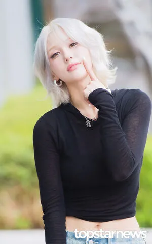 Jeon Somi OnlyFans Leaked Free Thumbnail Picture - #g4pkPSehew