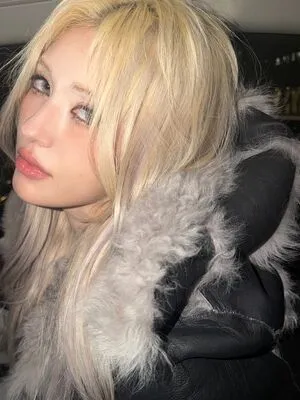 Jeon Somi OnlyFans Leaked Free Thumbnail Picture - #h00aKwWKIk