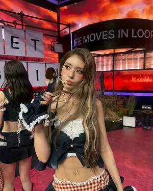 Jeon Somi OnlyFans Leaked Free Thumbnail Picture - #hLokhsrc4R
