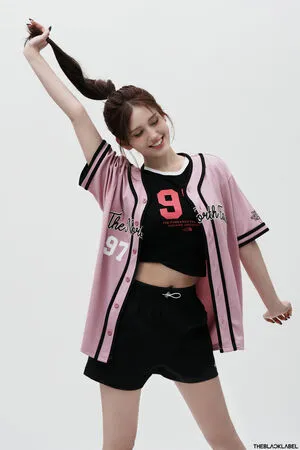Jeon Somi OnlyFans Leaked Free Thumbnail Picture - #q3CkdBB6E8