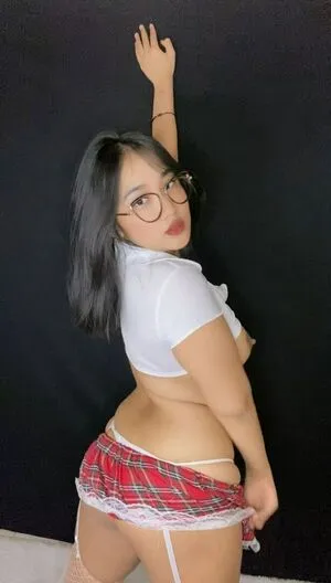 Jeqish OnlyFans Leaked Free Thumbnail Picture - #TYIHF4N1a1
