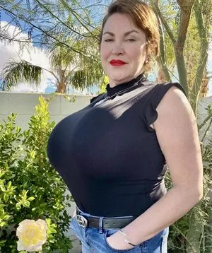 Jeri Juggies OnlyFans Leaked Free Thumbnail Picture - #3ZXWOEgvoX