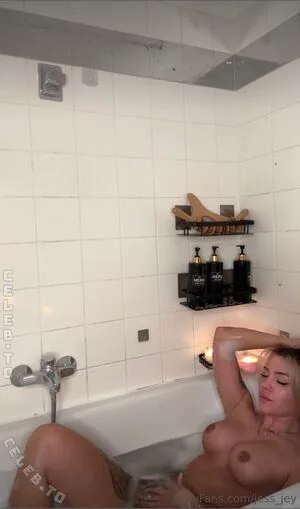 Jess Jey OnlyFans Leaked Free Thumbnail Picture - #CxhoDdkpCt