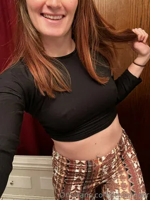 Jessginger OnlyFans Leaked Free Thumbnail Picture - #4GrDkx7Y81