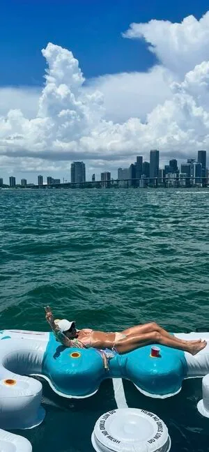 Jessica Alba OnlyFans Leaked Free Thumbnail Picture - #3d7GL8M9jp