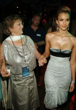 Jessica Alba OnlyFans Leaked Free Thumbnail Picture - #4v5ZNiqfzb