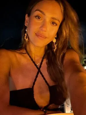 Jessica Alba OnlyFans Leaked Free Thumbnail Picture - #7OECWyPuGS
