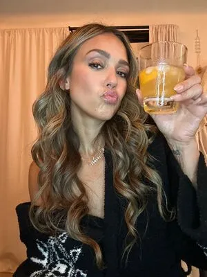 Jessica Alba OnlyFans Leaked Free Thumbnail Picture - #x0S3TjxcfT