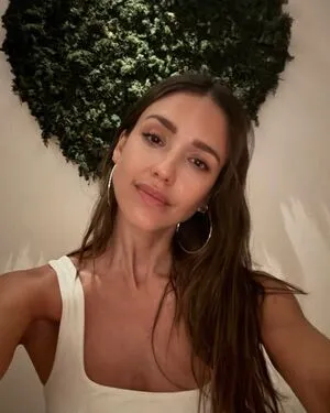 Jessica Alba OnlyFans Leaked Free Thumbnail Picture - #ChFWJIDMAz