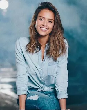 Jessica Alba OnlyFans Leaked Free Thumbnail Picture - #O4s6aLToGS