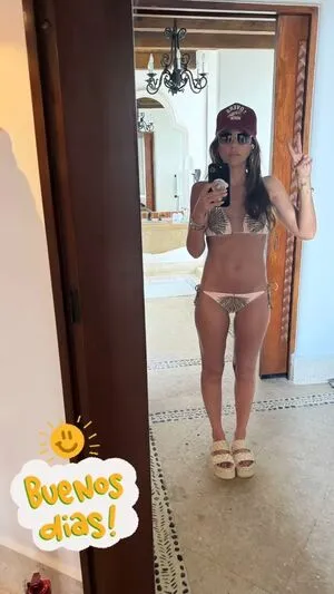 Jessica Alba OnlyFans Leaked Free Thumbnail Picture - #WAOphKS1sC