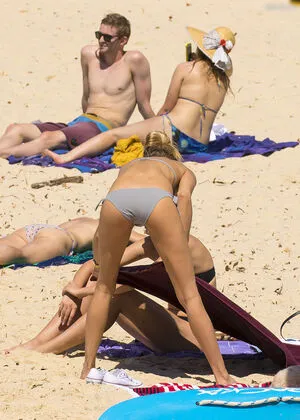 Jessica Hart OnlyFans Leaked Free Thumbnail Picture - #GxOdWnTsof