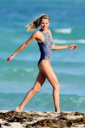 Jessica Hart OnlyFans Leaked Free Thumbnail Picture - #WS7cppIPDZ