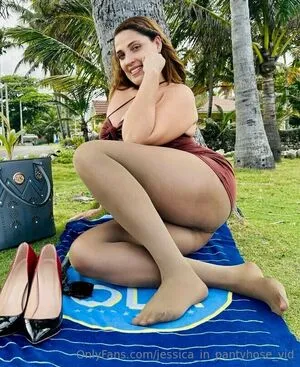 Jessica In Pantyhose Vid OnlyFans Leaked Free Thumbnail Picture - #ZUui8KOqk8