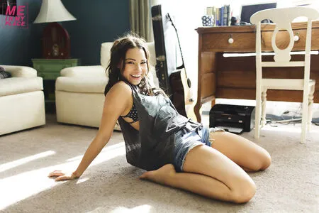 Jessica Parker Kennedy OnlyFans Leaked Free Thumbnail Picture - #5jibGt2Ynn