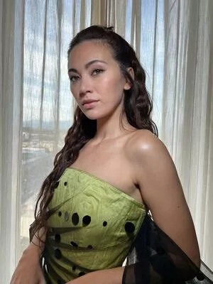 Jessica Yu Li Henwick OnlyFans Leaked Free Thumbnail Picture - #C7xwO0gxX5