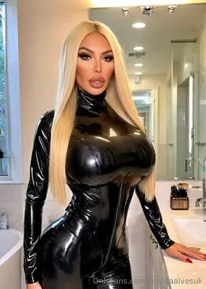 Jessicaalvesuk OnlyFans Leaked Free Thumbnail Picture - #5kvY4bVOzq
