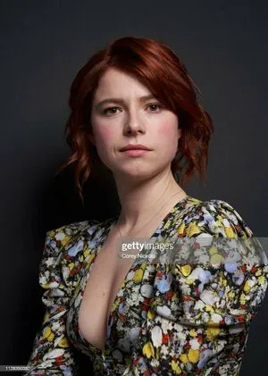 Jessie Buckley Thumbnail Picture