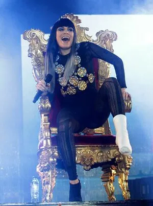 Jessie J OnlyFans Leaked Free Thumbnail Picture - #2BIn1yrm0g