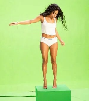 Jessie Reyez OnlyFans Leaked Free Thumbnail Picture - #RFajReOF6A