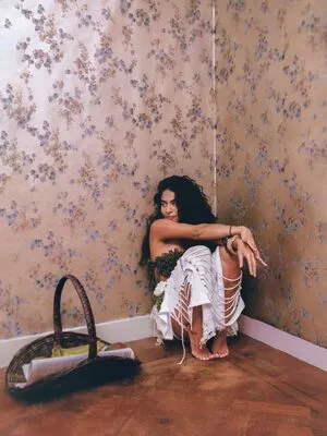 Jessie Reyez OnlyFans Leaked Free Thumbnail Picture - #ZP5k4XPFEJ