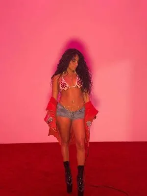 Jessie Reyez OnlyFans Leaked Free Thumbnail Picture - #ooH4bf7J35