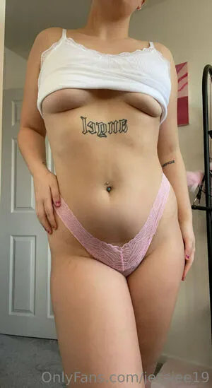 Jessiee19 OnlyFans Leaked Free Thumbnail Picture - #8y3AxNCDBP