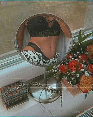 Jessierussel OnlyFans Leaked Free Thumbnail Picture - #nZbELz29f9