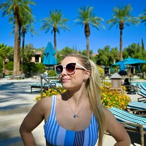 Jetting Julia OnlyFans Leaked Free Thumbnail Picture - #aAw3aFf1dE