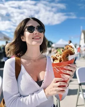 Jewel Staite OnlyFans Leaked Free Thumbnail Picture - #aitUjpN8MQ