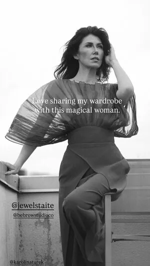 Jewel Staite OnlyFans Leaked Free Thumbnail Picture - #iq5krfz8mL