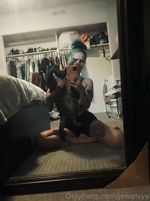 Jewelsyy OnlyFans Leaked Free Thumbnail Picture - #9T1NyNal1u