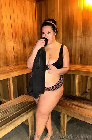 Jewlieah OnlyFans Leaked Free Thumbnail Picture - #OF1TF0H7fV