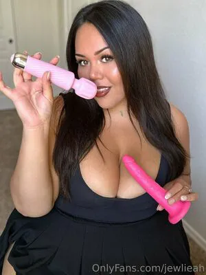 Jewlieah OnlyFans Leaked Free Thumbnail Picture - #duLUBGpEfQ